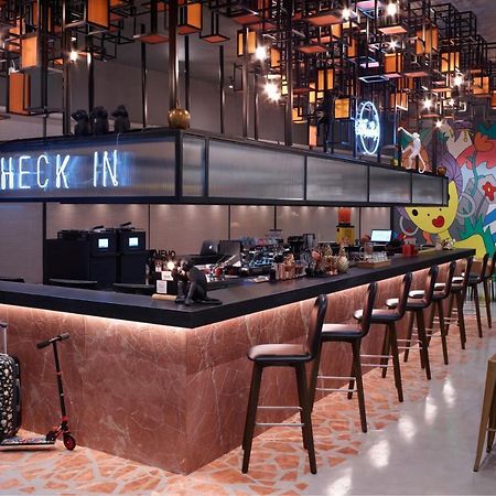 Moxy Athens City Buitenkant foto