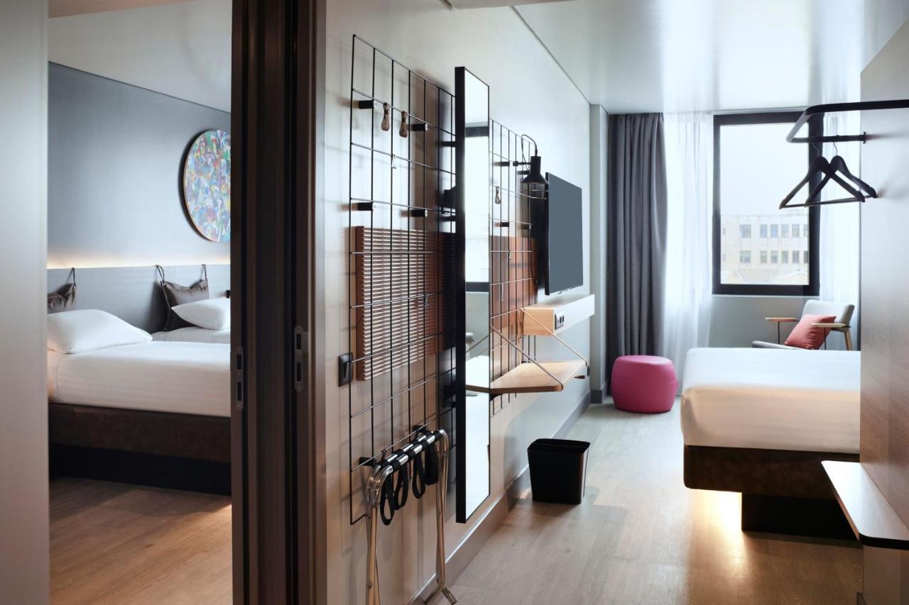 Moxy Athens City Buitenkant foto